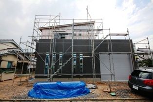 徳島県で家を建てるならサーロジック-外壁工事