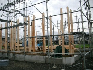 徳島県で家を建てるならサーロジック-建て方