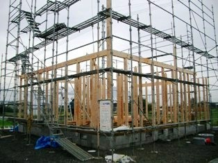 徳島県で家を建てるならサーロジック-建て方