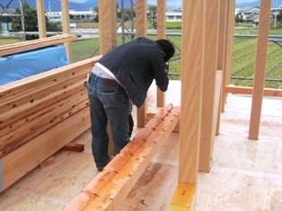 徳島県で家を建てるならサーロジック-上棟