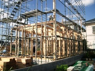 徳島県で家を建てるならサーロジック-建て方