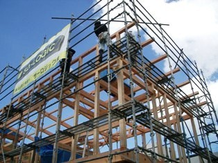 徳島県で家を建てるならサーロジック-上棟