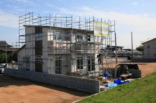 徳島県で家を建てるならサーロジック-外壁工事