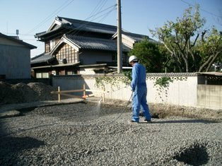 徳島県で家を建てるならサーロジック-防蟻処理
