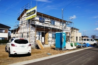 徳島県で家を建てるならサーロジック-外壁縦胴縁