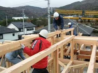 徳島県で家を建てるならサーロジック-建前