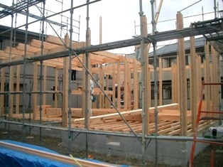 徳島県で家を建てるならサーロジック-建て方