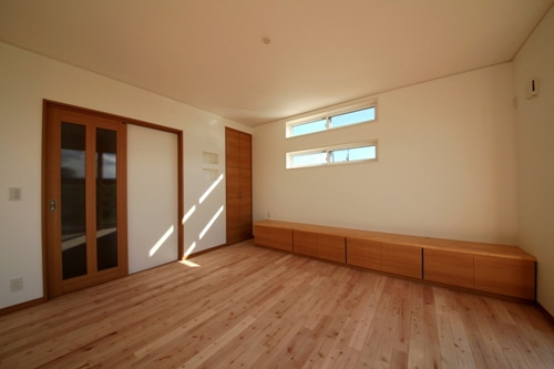 徳島県で家を建てるならサーロジック-桜無垢材