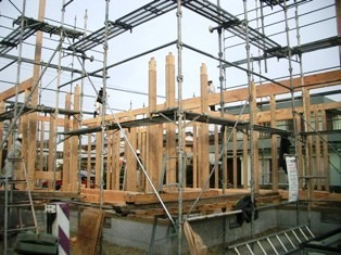 徳島県で家を建てるならサーロジック-建て方