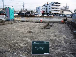 徳島県で家を建てるならサーロジック-基礎転圧
