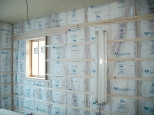 徳島県で家を建てるならサーロジック-断熱工事