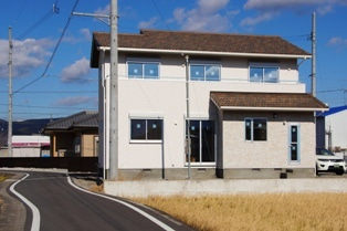 徳島県で家を建てるならサーロジック-外観完成写真