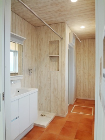 徳島県で家を建てるならサーロジック-洗面所