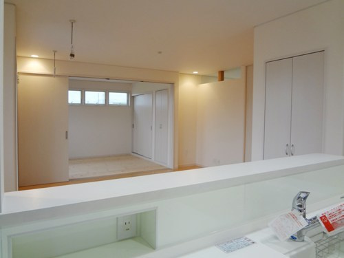 徳島県で家を建てるならサーロジック-キッチンから