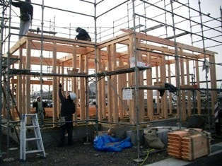 徳島県で家を建てるならサーロジック-建て方