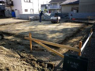 徳島県で家を建てるならサーロジック-基礎工事