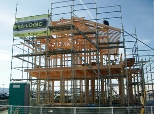 徳島県で家を建てるならサーロジック-上棟