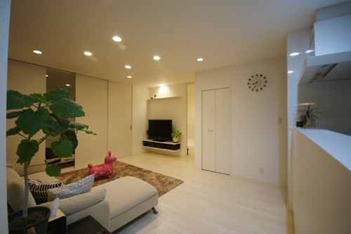 徳島県で家を建てるならサーロジック-リビング