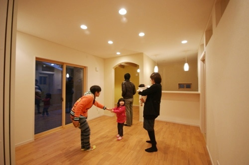 徳島県で家を建てるならサーロジック-リビング