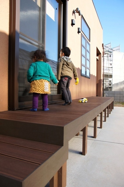 徳島県で家を建てるならサーロジック-木樹脂ウッドデッキ