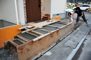 徳島県で家を建てるならサーロジック-コンクリ打ち