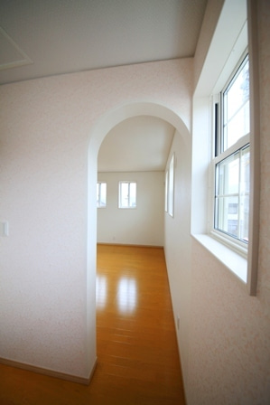 徳島県で家を建てるならサーロジック-アーチ壁