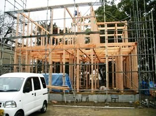 徳島県で家を建てるならサーロジック-建て方