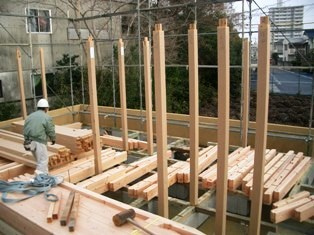 徳島県で家を建てるならサーロジック-建て方　撫養町