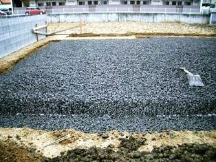 徳島県で家を建てるならサーロジック-砕石基礎