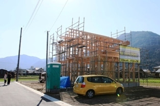 徳島県で家を建てるならサーロジック-建前