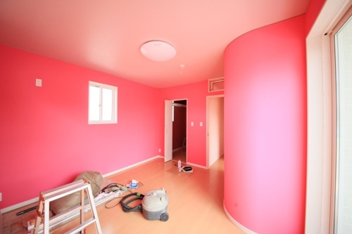 徳島県で家を建てるならサーロジック-ピンククロス