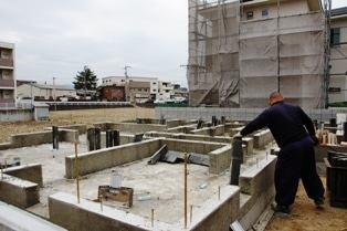 徳島県で家を建てるならサーロジック-基礎工事