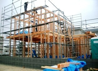 徳島県で家を建てるならサーロジック-建て方