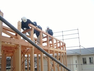 徳島県で家を建てるならサーロジック-棟上げ