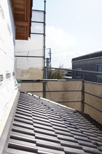 徳島県で家を建てるならサーロジック-屋根瓦葺き