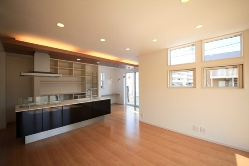 徳島県で家を建てるならサーロジック-アイランドッチン