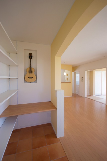 徳島県で家を建てるならサーロジック-パステルカラーの家