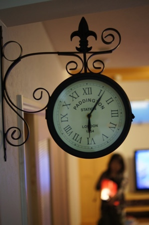 徳島県で家を建てるならサーロジック-室内インテリア時計