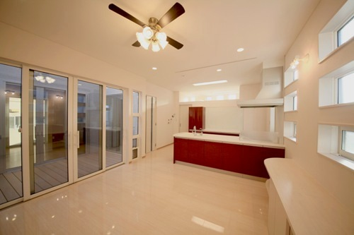 徳島県で家を建てるならサーロジック-オープンキッチン