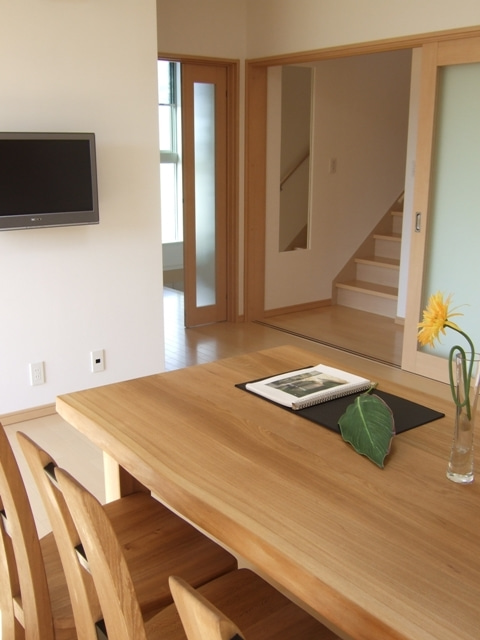 徳島県で家を建てるならサーロジック-だいにんぐテーブル