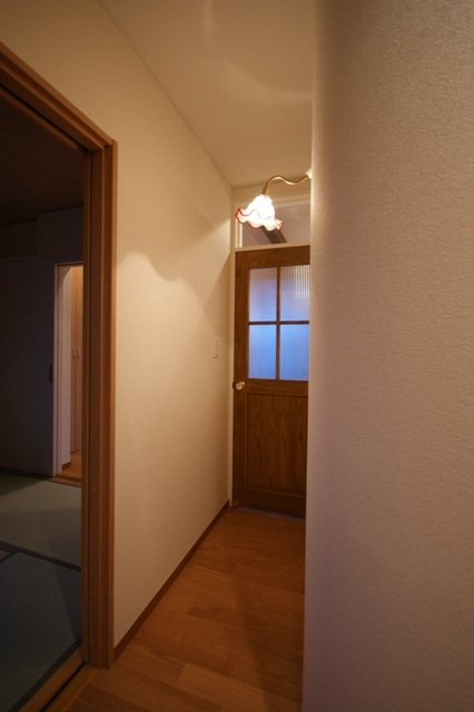 徳島県で家を建てるならサーロジック-R壁とチェッカーガラス