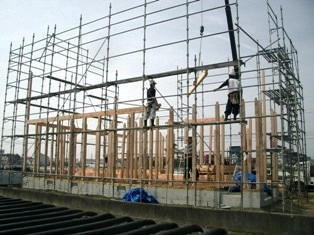 徳島県で家を建てるならサーロジック-建て方