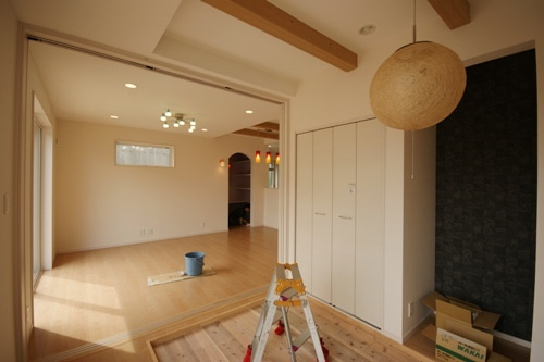 徳島県で家を建てるならサーロジック-和室からリビング