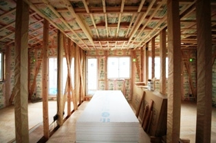 徳島県で家を建てるならサーロジック-断熱工事