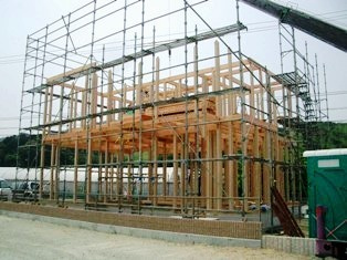 徳島県で家を建てるならサーロジック-建て方