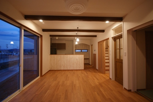 徳島県で家を建てるならサーロジック-カントリーリビング