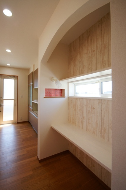 徳島県で家を建てるならサーロジック-キッチンうしろのカウンター