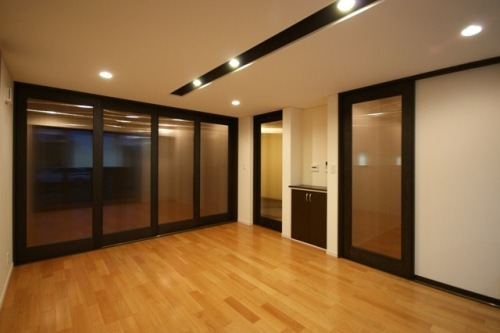 徳島県で家を建てるならサーロジック-モダンリビング