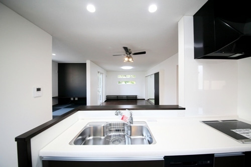 徳島県で家を建てるならサーロジック-リビング