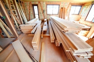 徳島県で家を建てるならサーロジック-切り出し木材